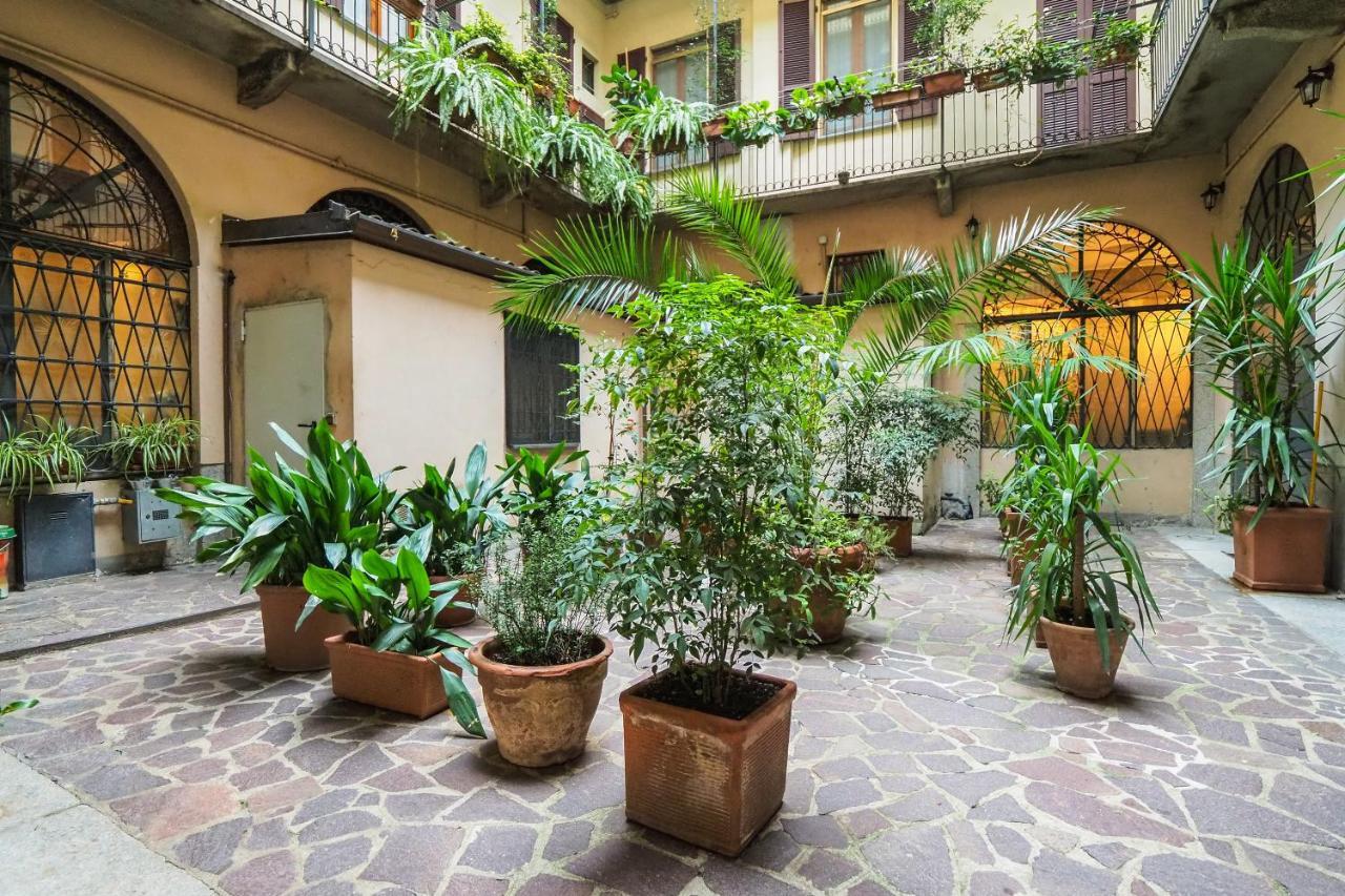 Primopiano - Colonne 16 Apartment Milan Bagian luar foto